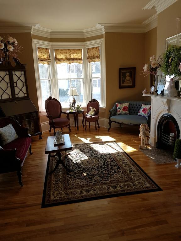 Quartermain House Bed & Breakfast 프레더릭턴 외부 사진